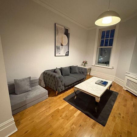 Star London Warwick Mansions 3-Bed Oasis Apartment Bagian luar foto